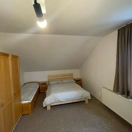 Pri Jazere Липтовски-Микулаш